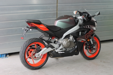 Kurzer Kennzeichenhalter Aprilia RS457 + Tuono 457