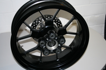 Aluminium cast wheels for Aprilia RSV4 and Tuono V4