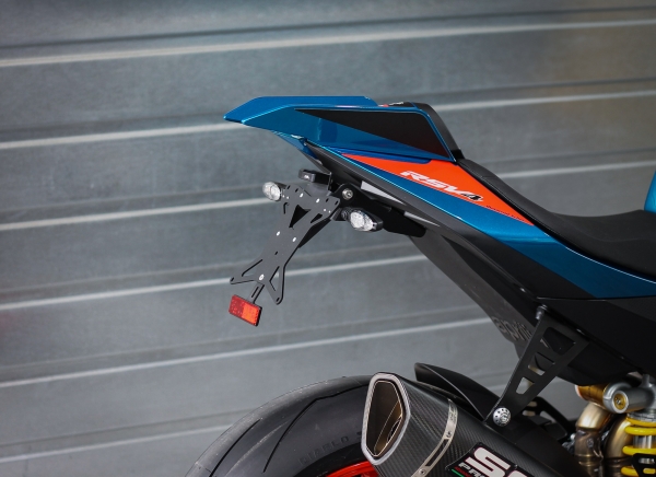 Short license plate holder MG Biketec for Aprilia RSV4 + Tuono V4