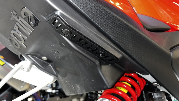 Abdeckung Soziusrasten Aprilia RS660 + Tuono 660